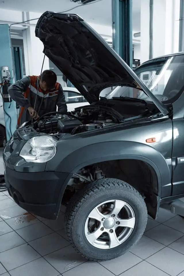 Onderhoud en reparaties aan een leaseauto