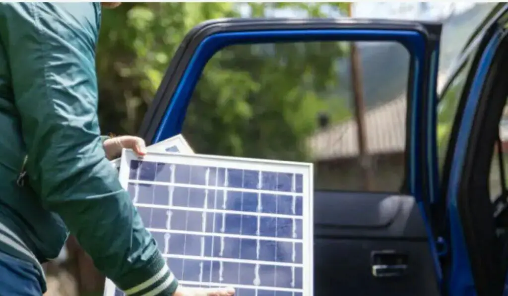Zonnepanelen en Batterijen voor Auto’s